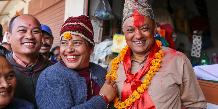 ७ हजार बढी मतान्तरले गगन थापा विजयी