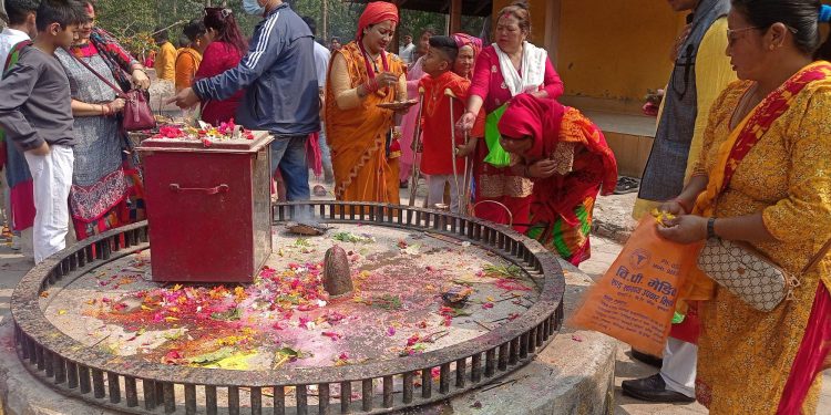 रामनवमी पर्वमा सुनसरीको रामधुनी मन्दिर [तस्बिरहरु]