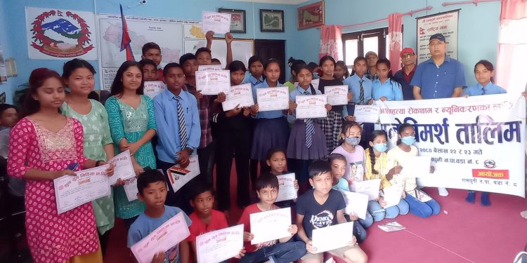 आत्महत्या न्यूनिकरणका लागि मनोबिमर्श तालिम सम्पन्न