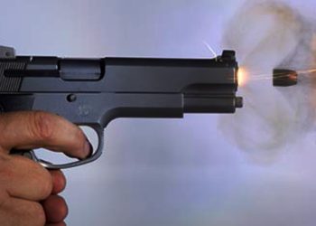 लागुऔषध कारोबारीमाथि रामधुनीमा गोली प्रहार