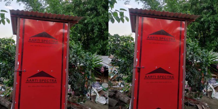 रामधुनी-८ : विपन्नका लागि ४४ ओटा शौचालय निर्माण