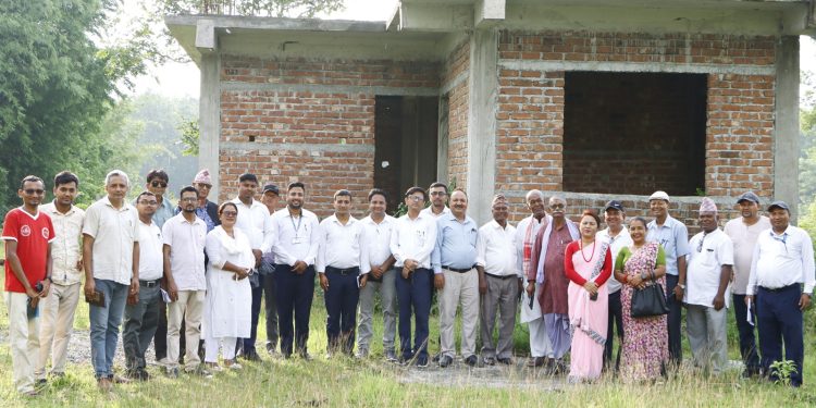 रामधुनीमा तीन वर्षको विकास हेर्न नेताहरू फिल्डमा