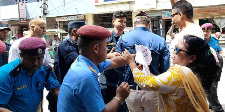 प्रेस स्वतन्त्रता विरोधी प्रावधान खारेज गर ! भन्दै सामाजिक सञ्जालमा पत्रकारहरुको खबरदारी