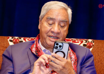 सभापति पद गुमाएपछि ‘विचलित’ शेरबहादुर देउवा चुनाव छल्दै सिंगापुर उडे 