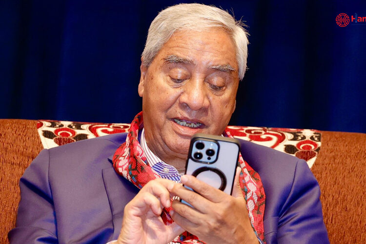 सभापति पद गुमाएपछि ‘विचलित’ शेरबहादुर देउवा चुनाव छल्दै सिंगापुर उडे