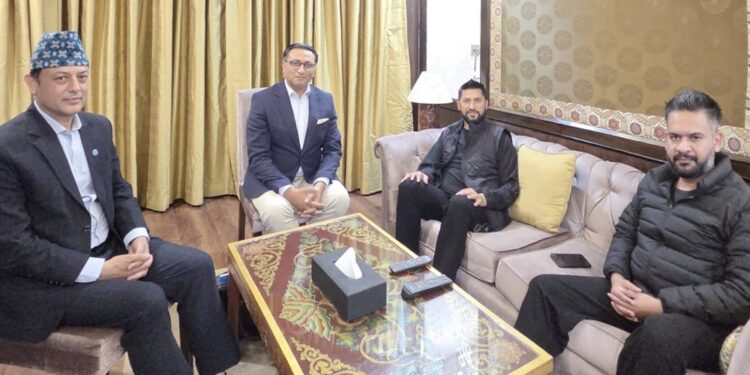 सरकार गठनको तयारी तीव्र, रास्वपा शीर्ष नेताहरू छलफलमा